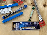 Partij boren & snijgereedschap - afbeelding 11 van  11