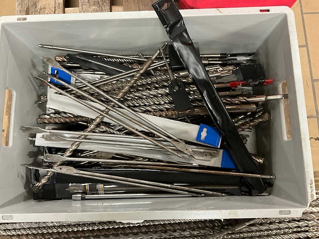 Partij boren - afbeelding 2 van  2