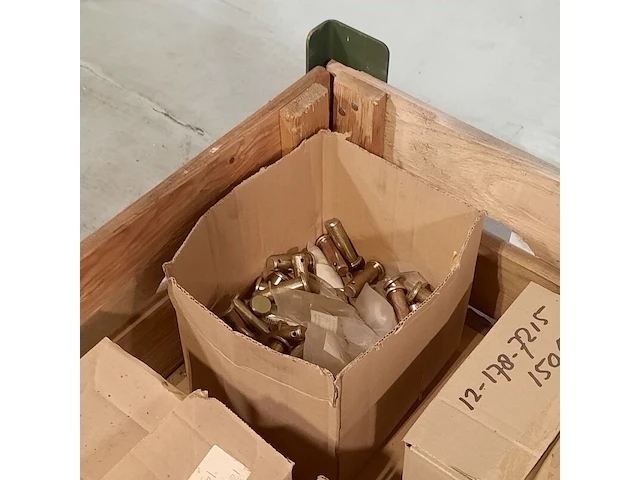 Partij borgenpennen en stukjes buis - afbeelding 7 van  9