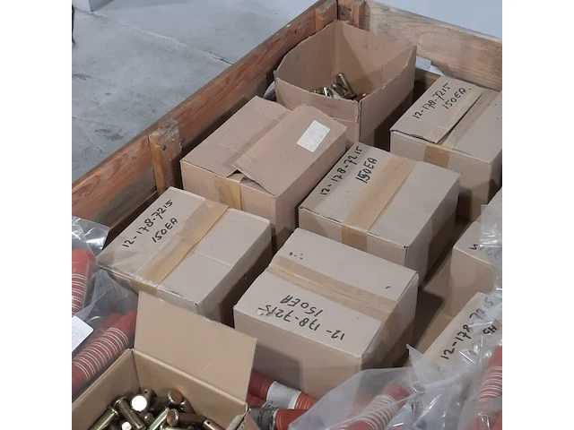 Partij borgenpennen en stukjes buis - afbeelding 9 van  9