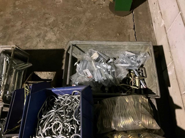 Partij borgveren en pennen - afbeelding 5 van  8