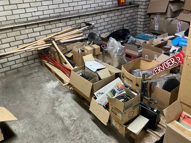 Partij bos- en tuingereedschap - afbeelding 1 van  7