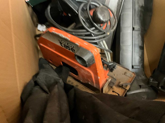 Partij bos- en tuingereedschap - afbeelding 5 van  8