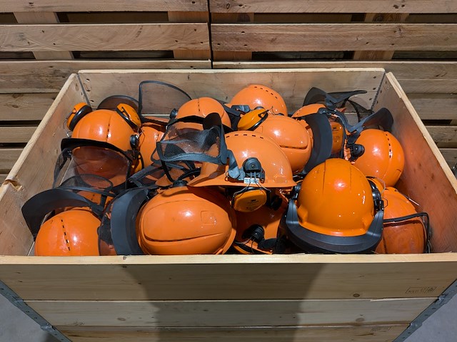 Partij bosbouwhelmen, 3m, peltor g3000 - afbeelding 2 van  7