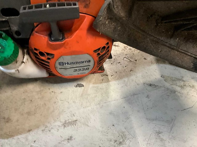 Partij bosmaaiers - afbeelding 9 van  11