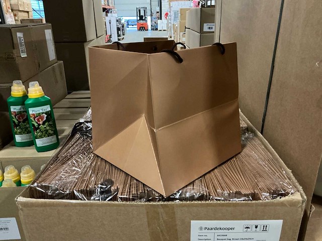 Partij bouquet bag brown 24x24x24cm (960x) - afbeelding 2 van  6