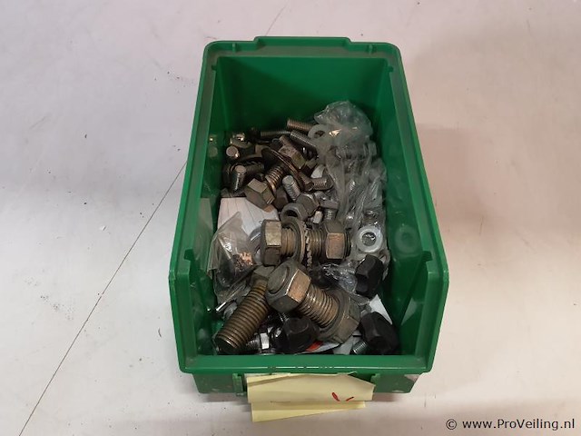 Partij bouten- en moeren in magazijnbak - afbeelding 1 van  1