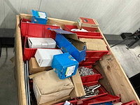 Partij bouten en moeren - afbeelding 6 van  6