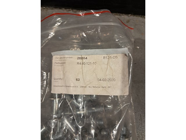 Partij bouten en moeren - afbeelding 4 van  8