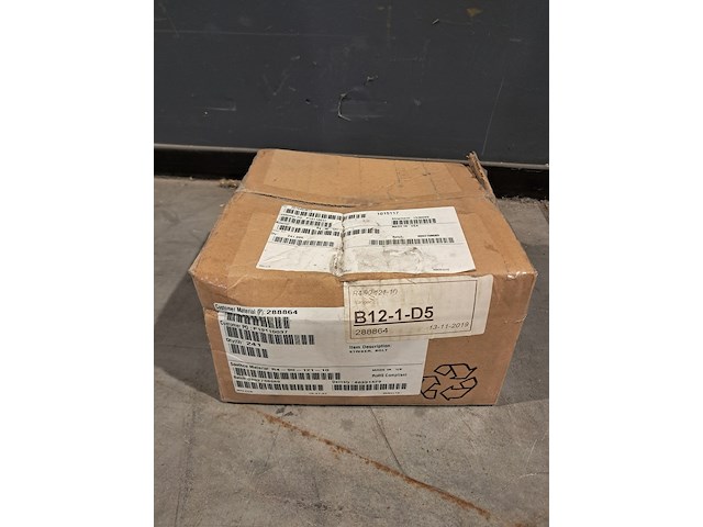 Partij bouten en moeren - afbeelding 5 van  8