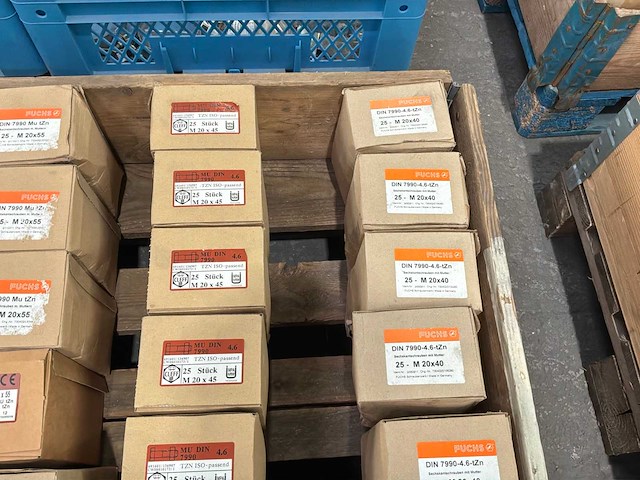 Partij bouten met moeren (800x) - afbeelding 4 van  8