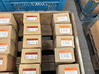 Partij bouten met moeren (800x) - afbeelding 4 van  8