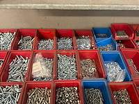 Partij bouten, moeren en ringen - afbeelding 17 van  17