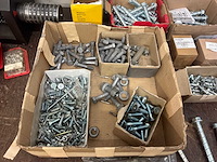 Partij bouten, moeren en ringen - afbeelding 10 van  11