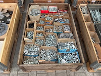 Partij bouten, moeren & klemmen - afbeelding 4 van  9