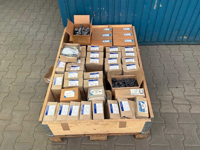 Partij bouten, moeren & ringen - afbeelding 1 van  6