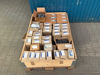 Partij bouten, moeren & ringen - afbeelding 1 van  6