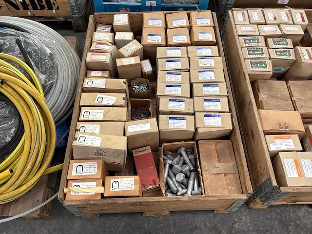 Partij bouten, moeren & ringen - afbeelding 10 van  16