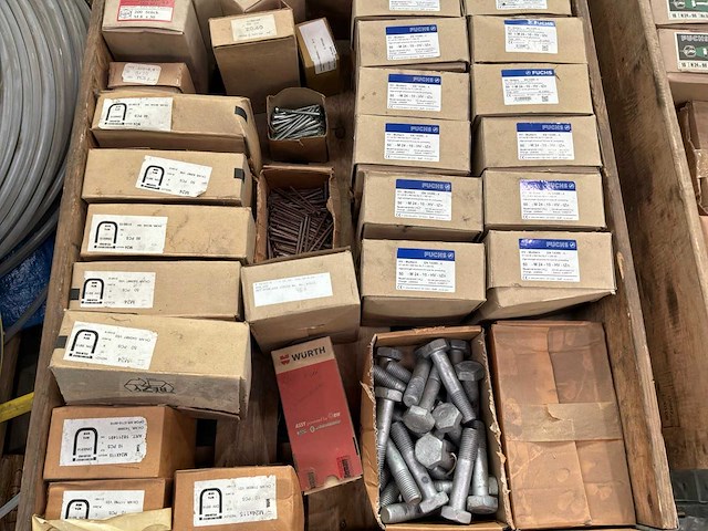 Partij bouten, moeren & ringen - afbeelding 12 van  16