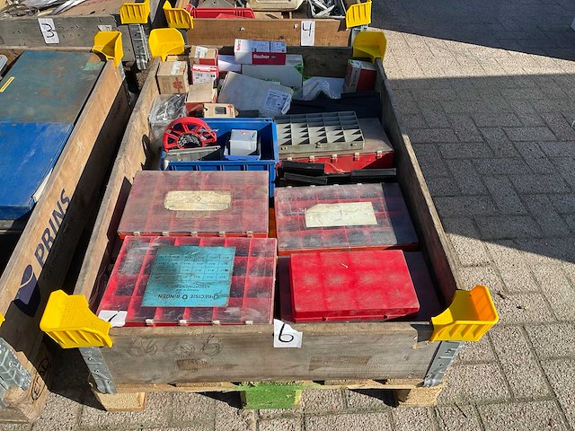 Partij bouten ringen bouten plugbouten - afbeelding 1 van  10