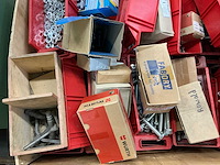 Partij bouten - afbeelding 3 van  6