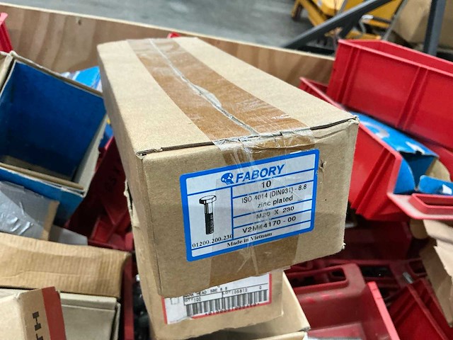 Partij bouten - afbeelding 5 van  6