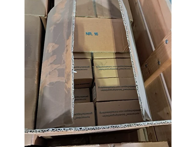 Partij bouten - afbeelding 4 van  6