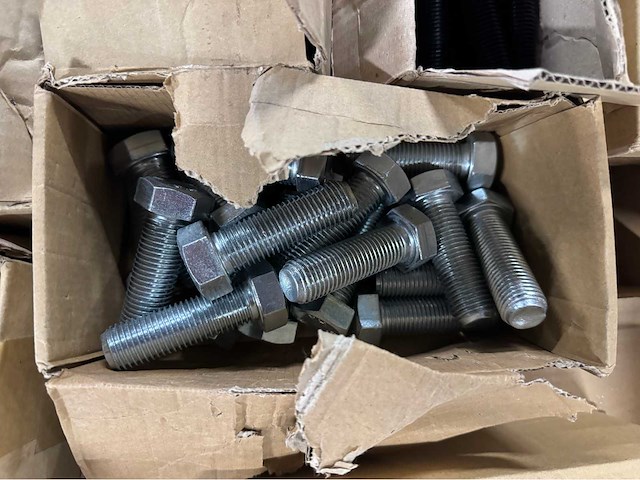 Partij bouten/moeren/ringen (456kg) - afbeelding 5 van  8