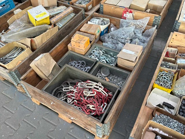 Partij bouw- en bevestigingsmateriaal - afbeelding 6 van  6