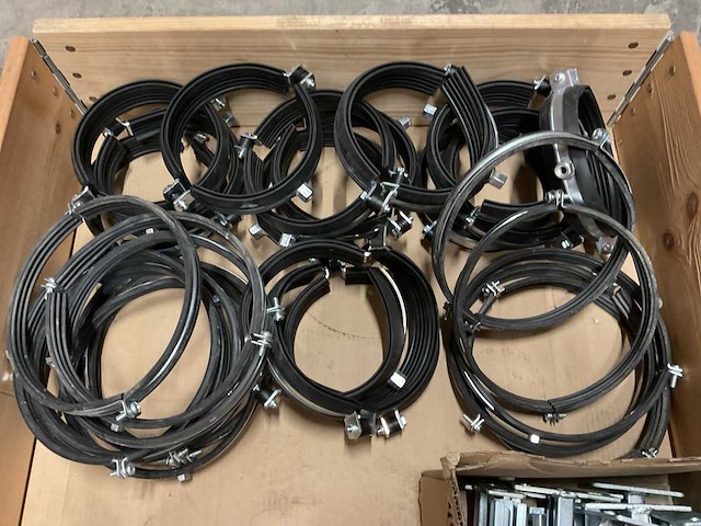 Partij bouw- en bevestigingsmateriaal - afbeelding 3 van  6