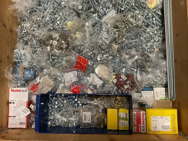 Partij bouw- en bevestigingsmateriaal - afbeelding 4 van  11