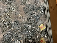 Partij bouw- en bevestigingsmateriaal - afbeelding 11 van  11