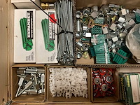 Partij bouw- en bevestigingsmateriaal - afbeelding 4 van  7