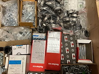 Partij bouw- en bevestigingsmateriaal - afbeelding 6 van  7