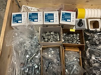 Partij bouw- en bevestigingsmateriaal - afbeelding 7 van  7