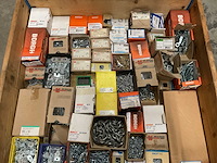 Partij bouw- en bevestigingsmateriaal - afbeelding 2 van  2