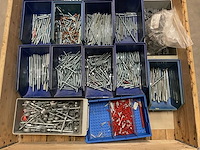 Partij bouw- en bevestigingsmateriaal - afbeelding 2 van  3
