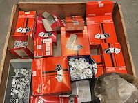 Partij bouw- en bevestigingsmateriaal - afbeelding 3 van  3