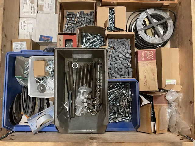 Partij bouw- en bevestigingsmateriaal - afbeelding 2 van  9