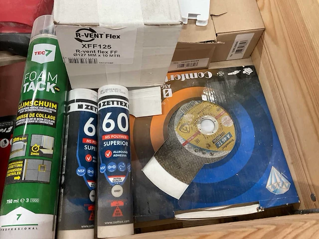 Partij bouw- en bevestigingsmateriaal - afbeelding 5 van  9