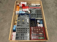 Partij bouw- en bevestigingsmateriaal
