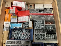 Partij bouw- en bevestigingsmateriaal - afbeelding 3 van  3