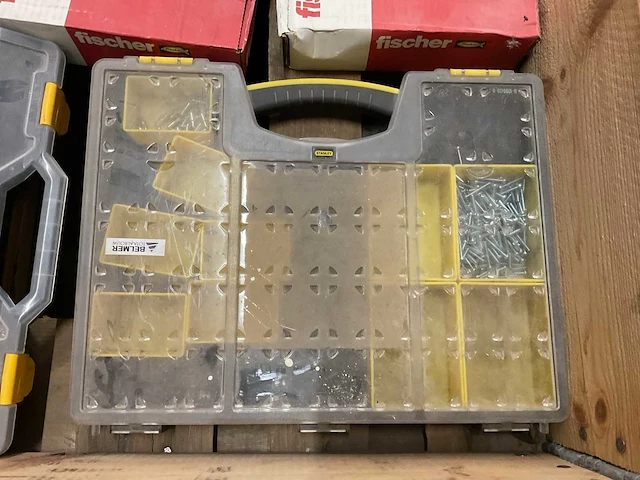Partij bouw- en bevestigingsmateriaal - afbeelding 4 van  12