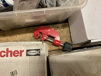 Partij bouw- en bevestigingsmateriaal - afbeelding 12 van  12