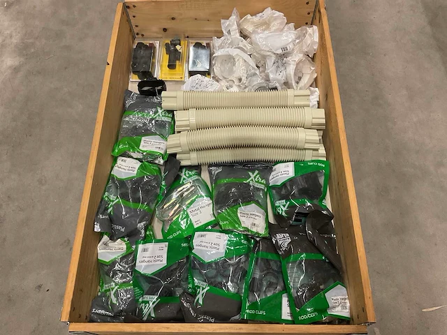 Partij bouw- en bevestigingsmateriaal - afbeelding 3 van  6