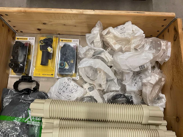 Partij bouw- en bevestigingsmateriaal - afbeelding 6 van  6