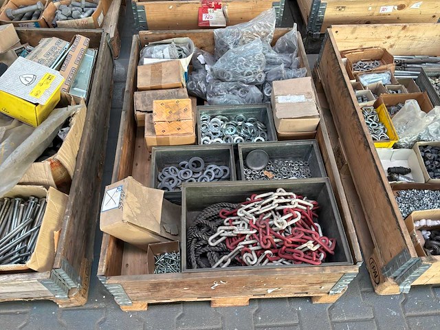 Partij bouw- en bevestigingsmateriaal - afbeelding 3 van  8