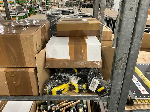 Partij bouw- en tuingereedschappen retourgoederen - afbeelding 8 van  12