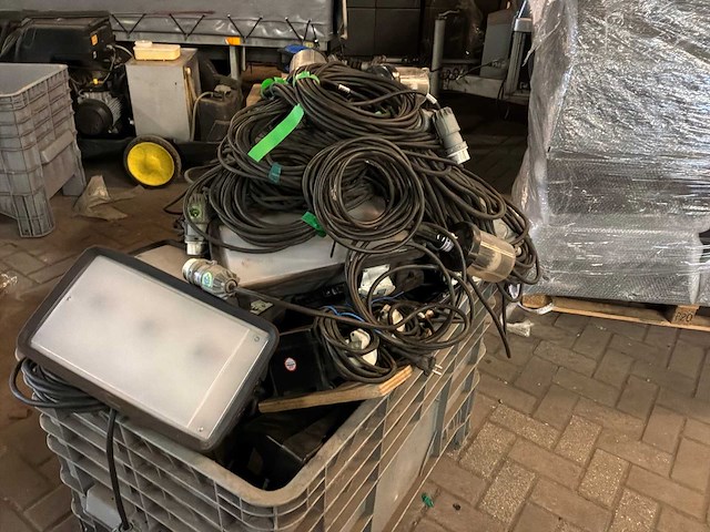 Partij bouw en looplampen - afbeelding 3 van  6