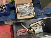Partij bouw materiaal stekkers en diverse - afbeelding 4 van  7